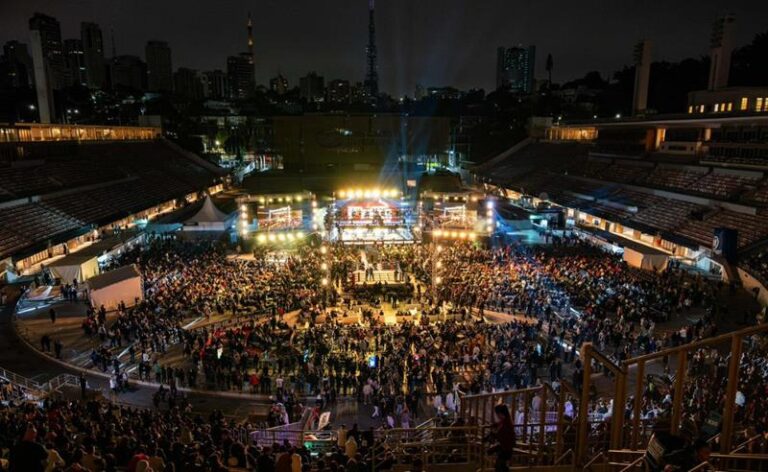Fight Music Show 8 lota a Arena Mercado Livre Pacaembu e consolida fenômeno de audiência