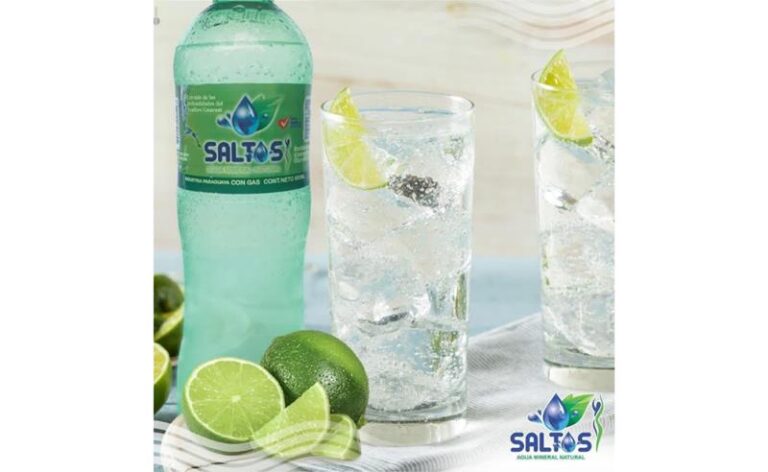 Clair Da Silveira Savino impulsiona mercado de água mineral alcalina com pH 8,7 em Salto del Guairá